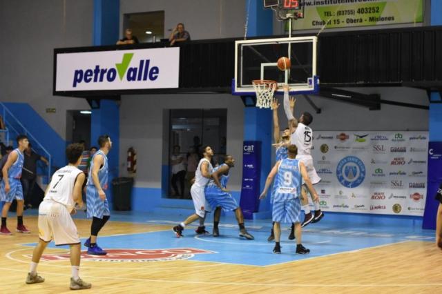 Con Rasio como figura, Salta gan� en Ober�