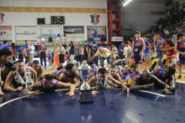 Fiesta santiague�a