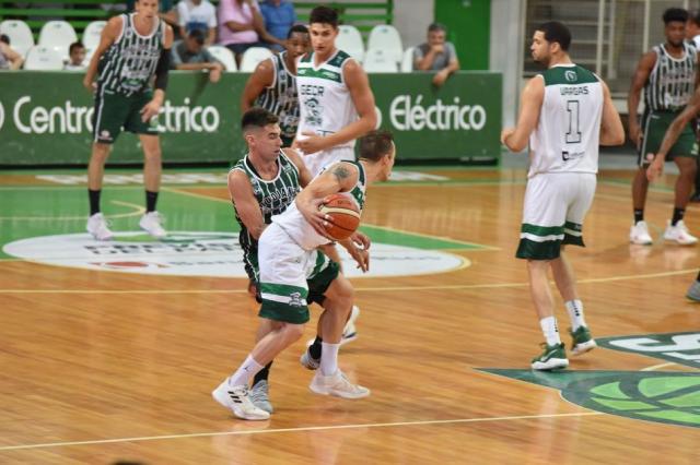 Retroceder nunca, rendirse jam�s