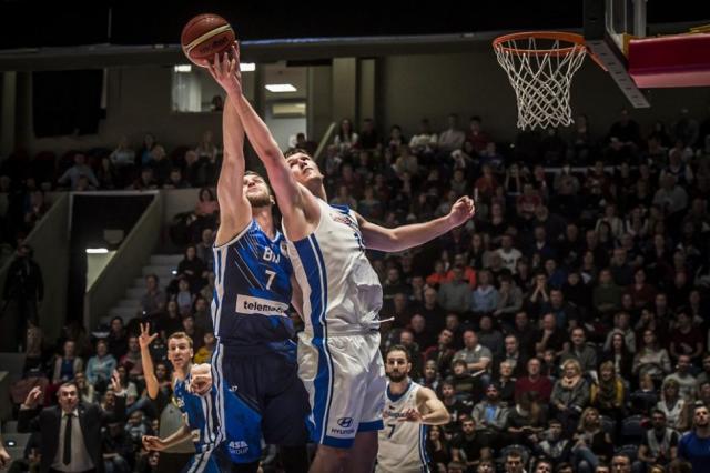 Rusia y Finlandia, a matar o morir en el �ltimo juego