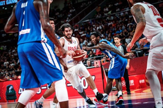 Tunez e Ir�n repitieron victorias