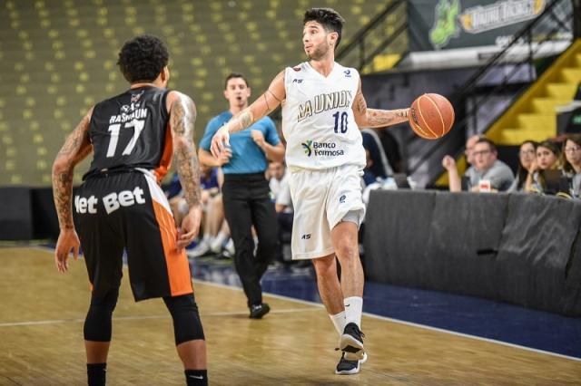 La Uni�n cay� ante Cearense