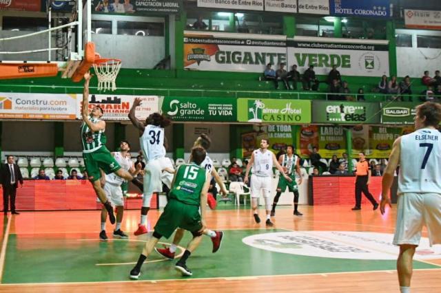 Se amig� con la ruta