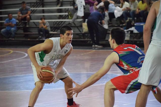 Asociaci�n Italiana y Estudiantes definen el U19