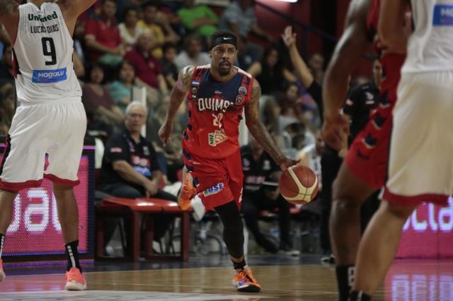 Due�o por completo