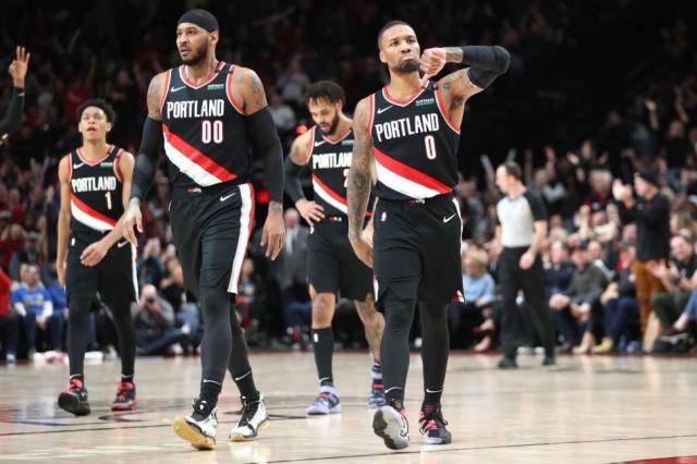Damian Lillard dom� a los Warriors