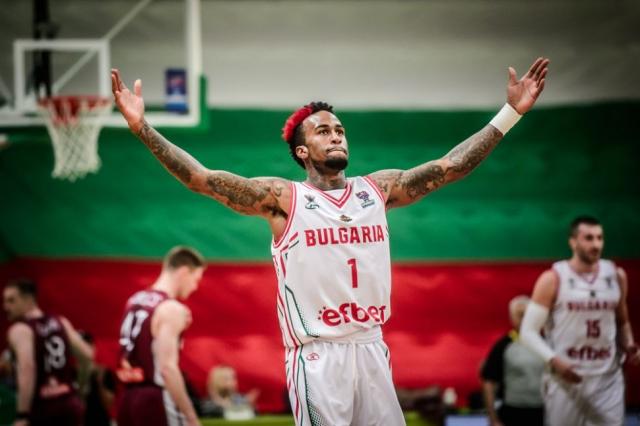 Israel es el �nico l�der del Grupo A