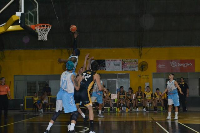 Ober� da pelea arriba