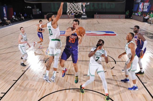 Thunder gan� en el cierre ante Sixers