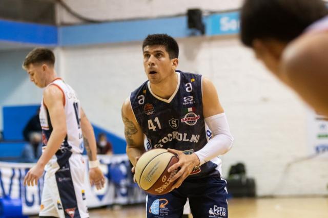 Contin�an con vida