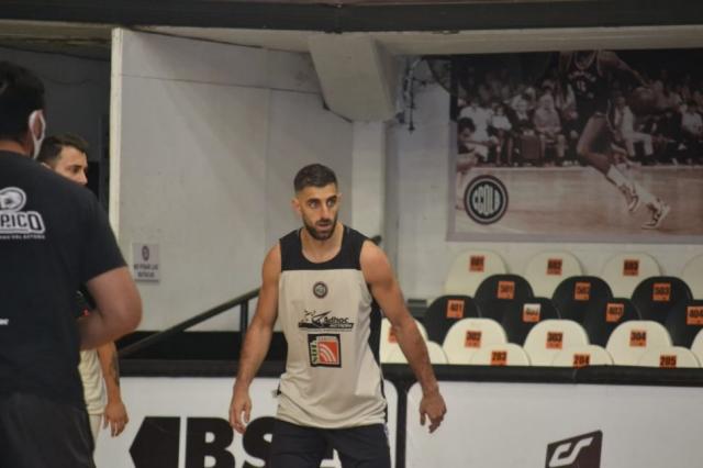 Ol�mpico entren� con Marco Luchi y se prepara para viajar