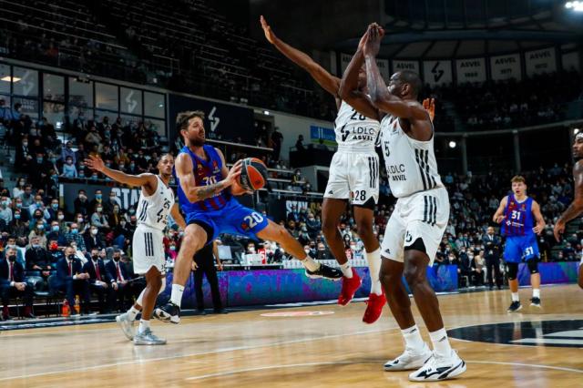 Se llev� los flashes