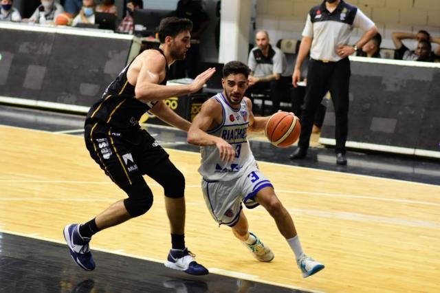 Recarg� la ofensiva