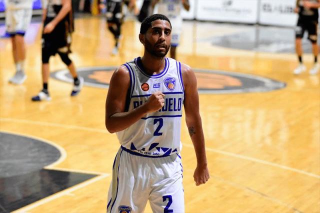 Recarg� la ofensiva