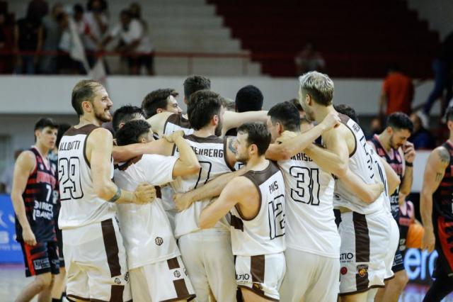 Pais: Tenemos que aprovechar el envi�n an�mico