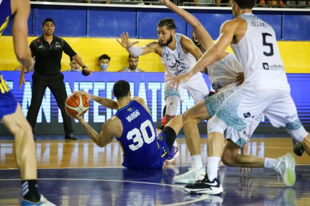 Despleg� la defensa