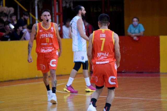 Invictos, locales y goleadas en el Federal