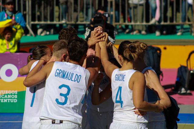 Rosario vivi� su fiesta con el 3x3