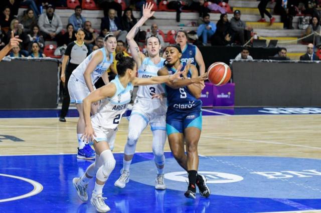 Argentina cosech� otro triunfo y est� virtualmente dentro de la AmeriCup