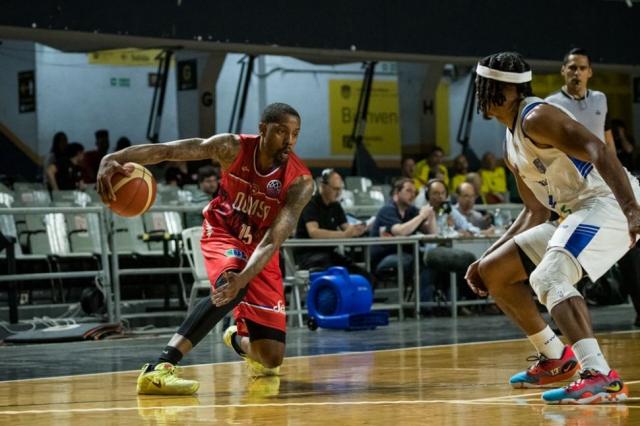 El �nico h�roe en este lio