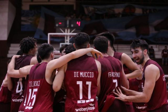 Termin� con la cacer�a