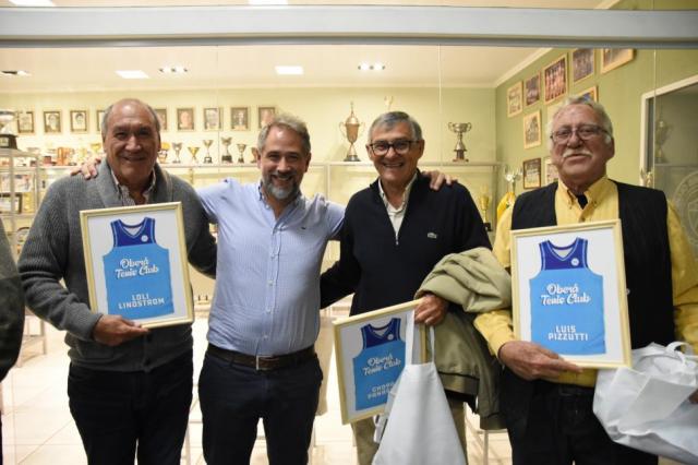 Reconocimiento a los pioneros de Ober�