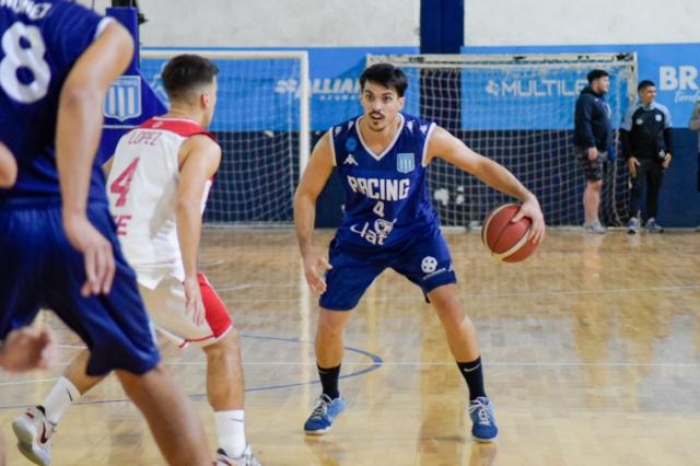 Racing lo cerr�, Villa Mitre lo empat�