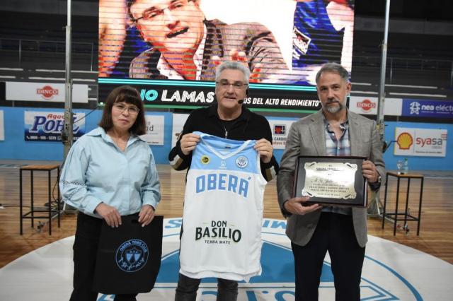 Julio Lamas dijo presente en Ober�