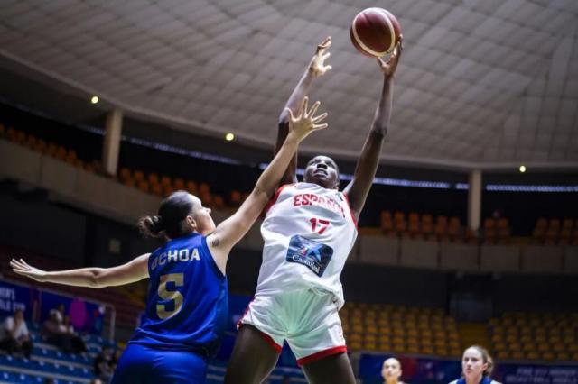 Choc� contra una pared