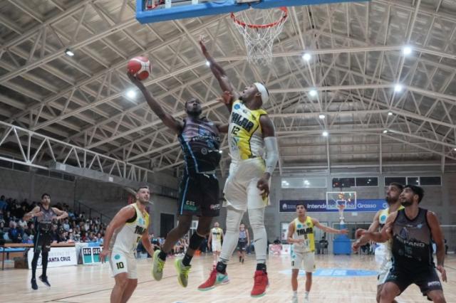 Sur A: Racing volvi� a la punta e Hispano a celebrar