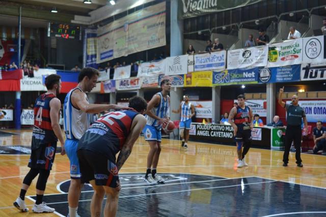 Sur B: Racing dio el golpe, Villa Mitre respir� en casa