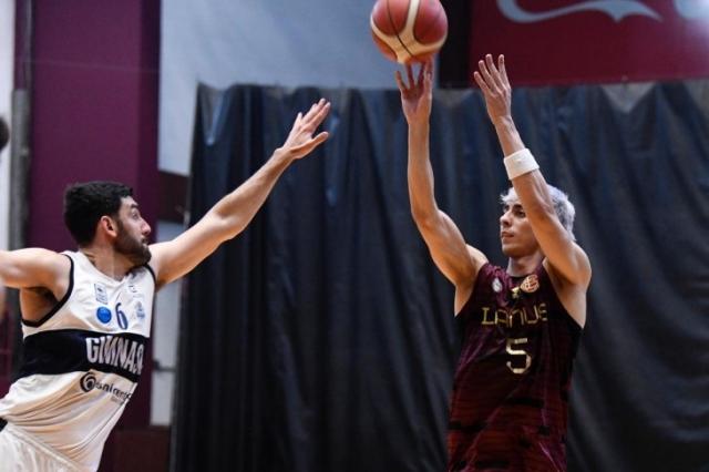 Sur A: Lan�s con el uno, Rocamora con otro triunfo