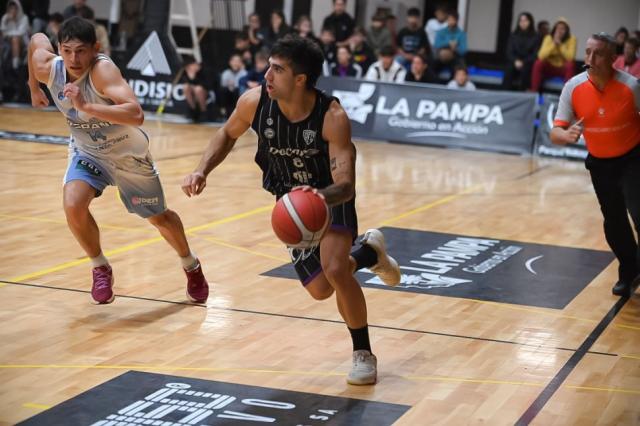 Pico y Gimnasia sentenciaron las series de local