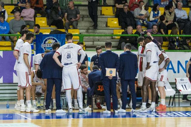 Primera FEB: Obradoiro de racha, Burgos sostiene la ventaja