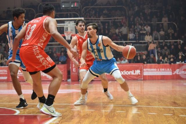 Respondi� el halc�n