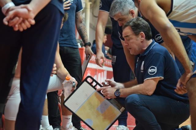 Retroceder nunca, rendirse jam�s