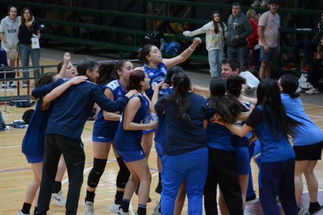 Velez se llev� el Federal U17 Femenino