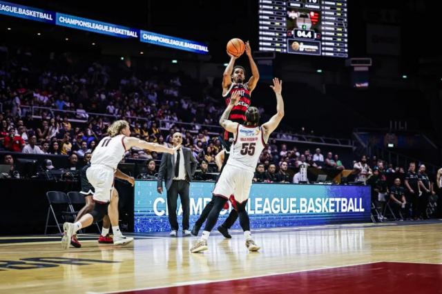 Flamengo se recuper� y sigue en carrera en la Copa Intercontinental