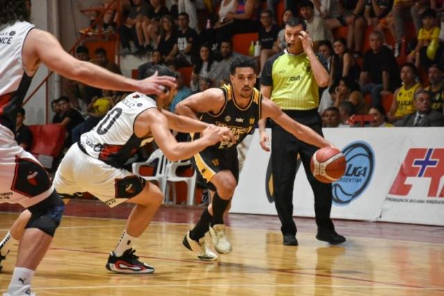 Norte: Amancay festej� en casa ante Col�n