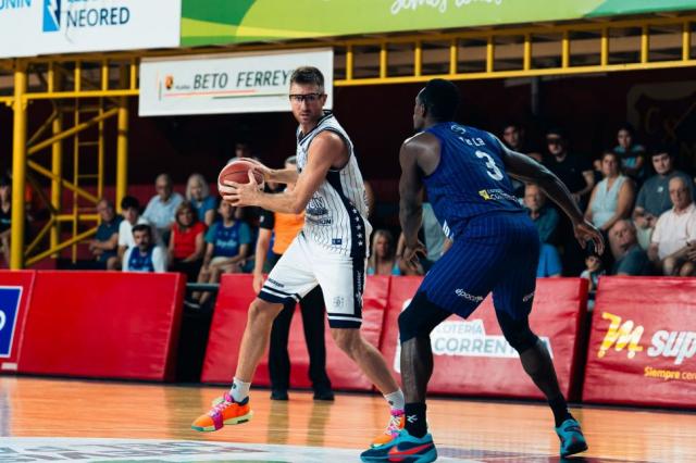 Pe�arol reencontr� el camino