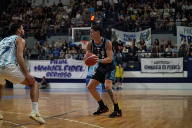 Con autoridad, Gimnasia se puso 2-0