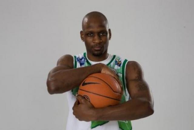 John DeGroat es la nueva cara de Ol�mpico