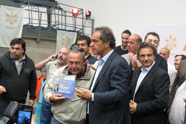 Pe�arol nombr� como Presidente Honorario a Daniel Scioli