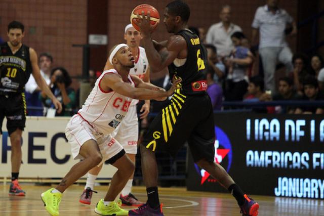 San Martin cay� de pie en suplementario