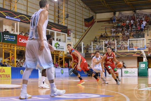 San Mart�n sigue firme de local