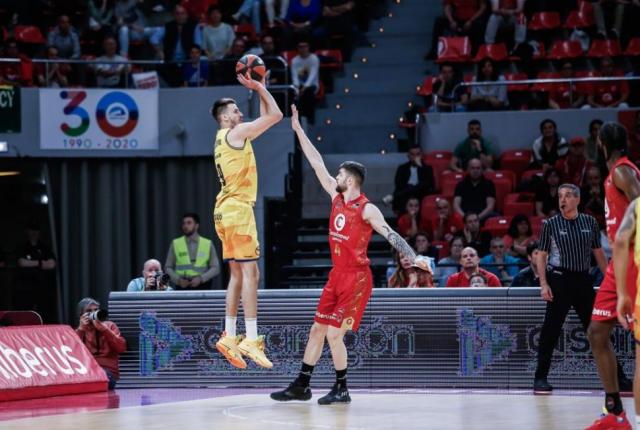 S�bado gris en Espa�a