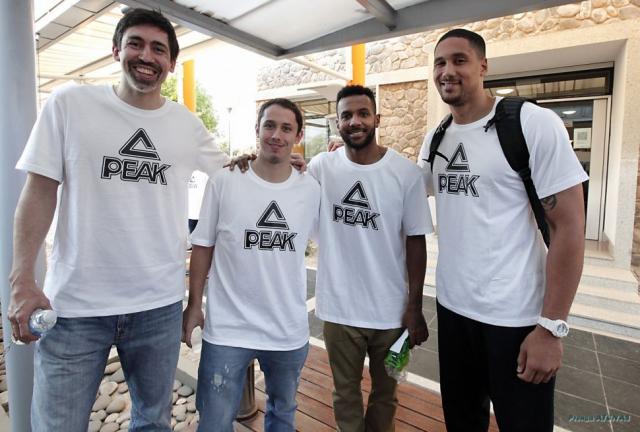 Presentaci�n de Atenas en C�rdoba