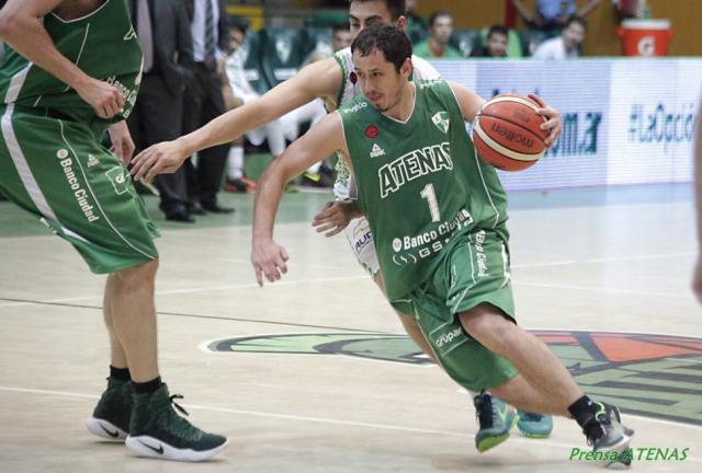 Atenas cort� la mala racha