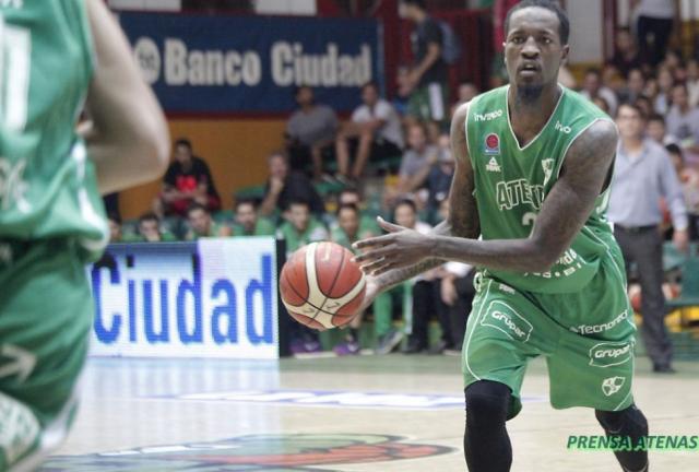 Gimnasia se aprovech� de Atenas y sum� de visitante