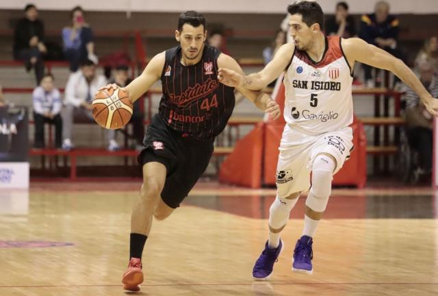 Instituto es campe�n del S�per 10